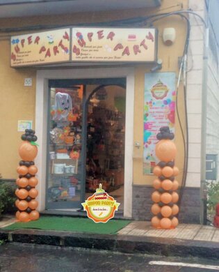 allestimento vetrina halloween allestimento vetrina halloween