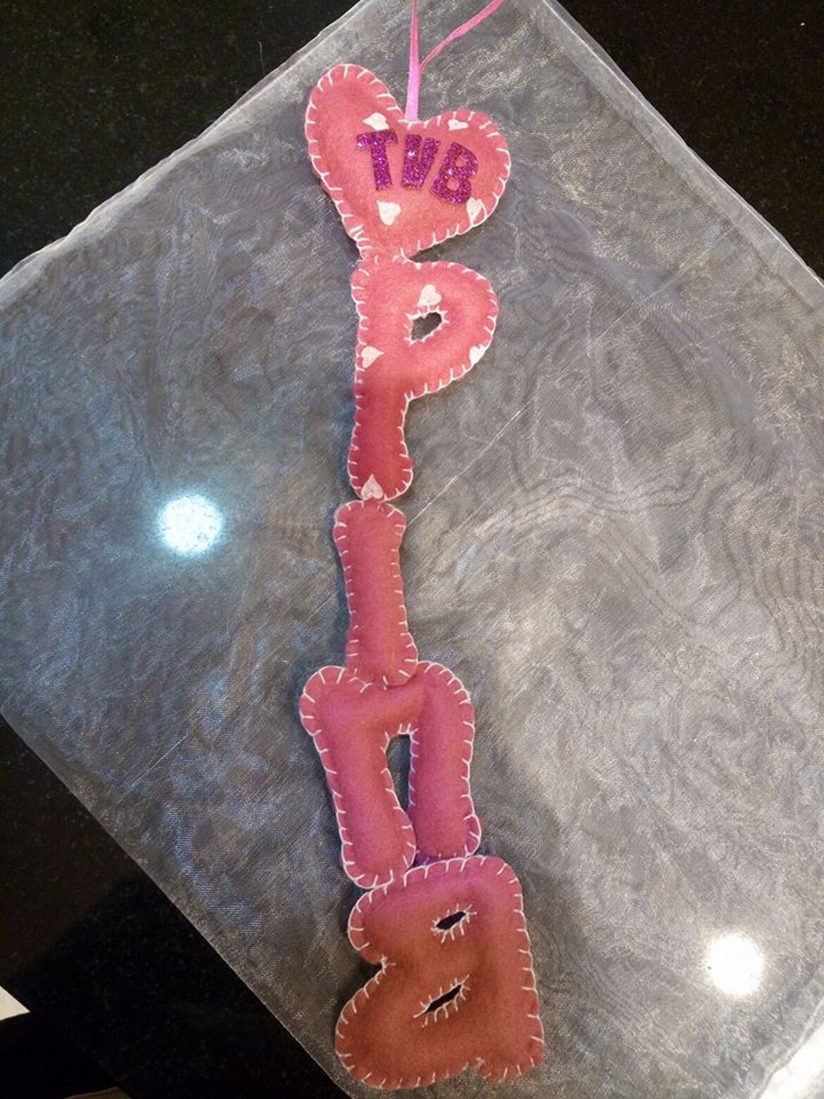 banner dietro porta pina