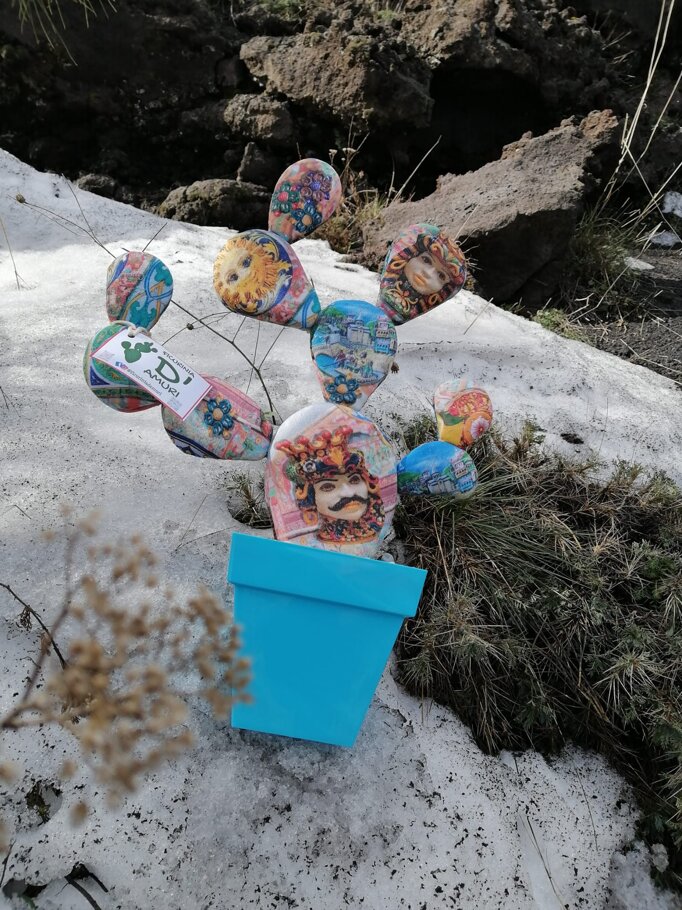 e3a291bc-7e62-4bb1-a1bb-6779339a9177