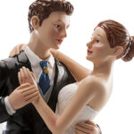 coppia-di-sposi-che-ballano-20cm