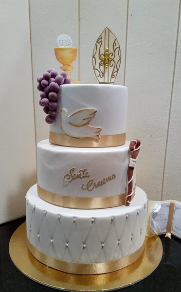 tota scenografica cresima tota scenografica cresima con trapunta e soggetti dipindi