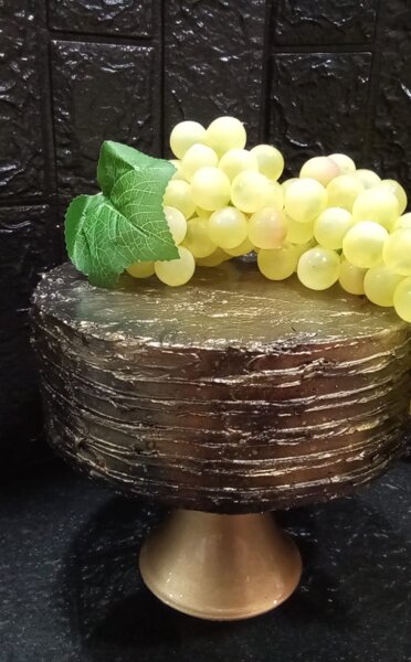 torta scenografica finta panna nera torta scenografica finta panna nera con effetti oro