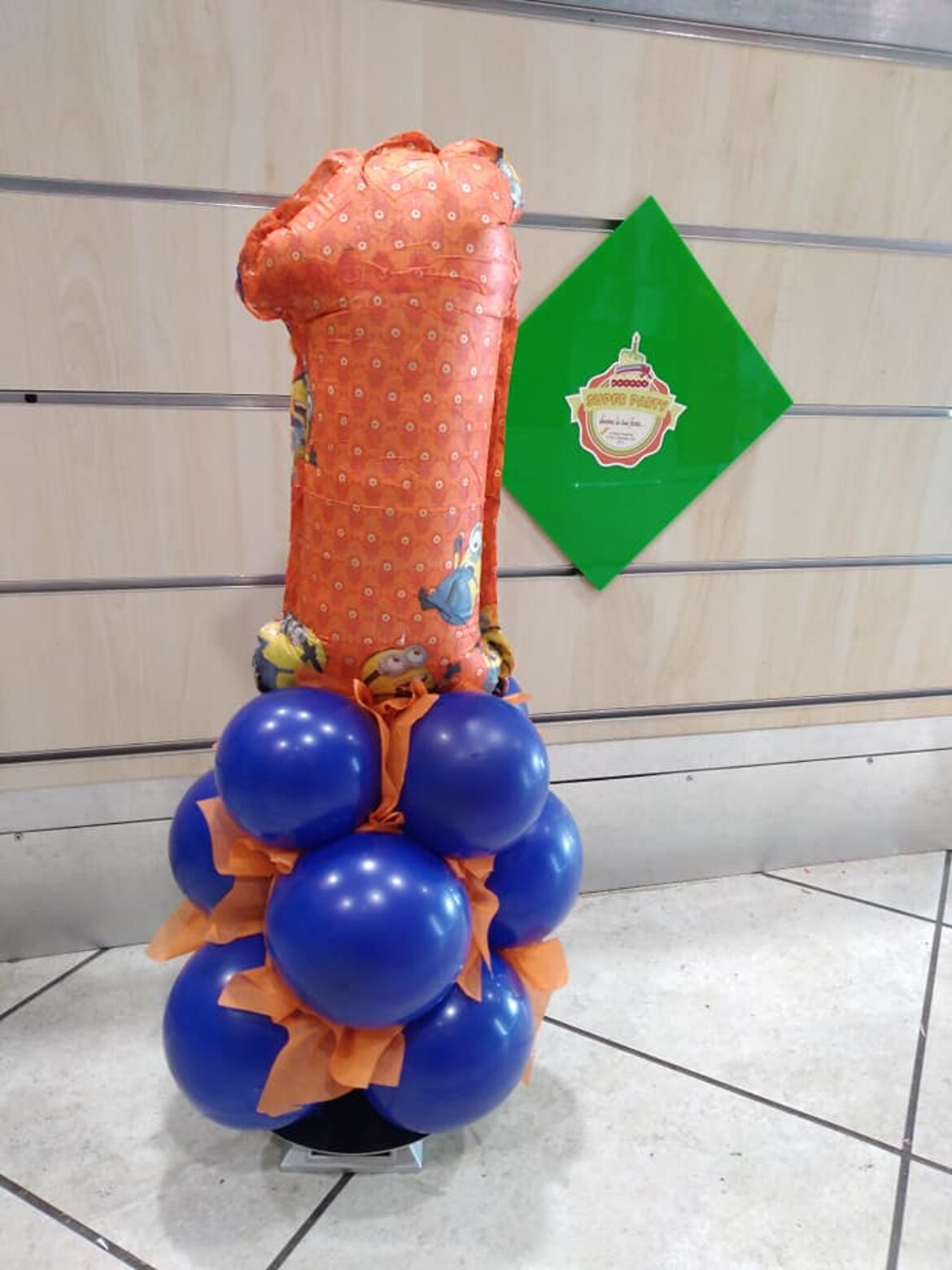 palloncino a numero 1 personalizzato minions palloncino a numero 1 personalizzato minions