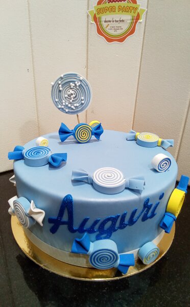torta scenografia caramelle torta scenografia caramelle con tonalità di azzurro