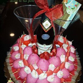 torta di caramelle con aperitivo