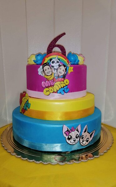 torta scenografiva me contro te torta scenografiva me contro te