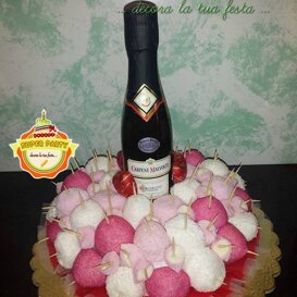 torta di caramelle con prosecco