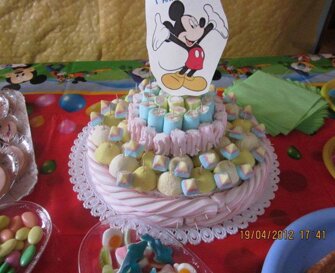 torta di caramelle