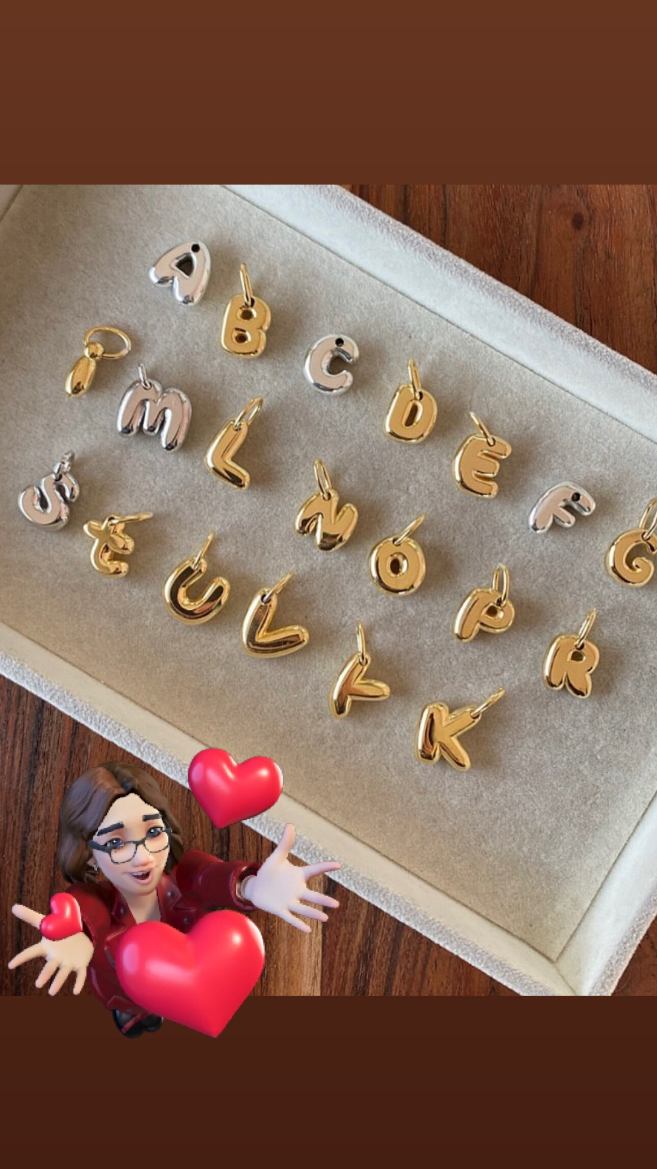 Lettera Balloon: Il trend del momento che personalizza il tuo stile Lettera Balloon: Il trend del momento che personalizza il tuo stile