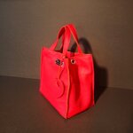 kubetto-bag-rosso-valentino