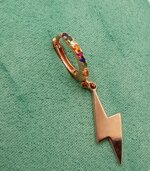 orecchino-multi-rayo