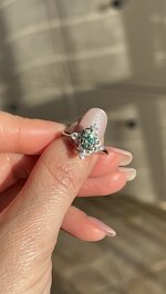 anello-tiana-green-moissanite