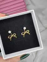 orecchini-perno-bows