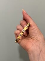 bracciale-rigido-hearts