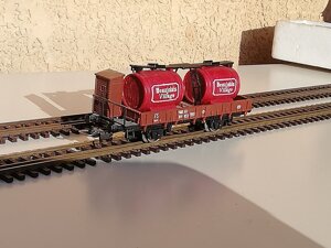 lima-302825-carro-pianale-2-assi-sponde-basse-botti-vino-beaujolais-village