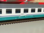 acme-50341-carrozza-tipo-z-1ma-cl-intercity-livrea-xmpraggda-montare-1