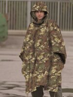 mantella-poncho-mil-tec