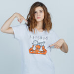 t-shirt-friends-woman
