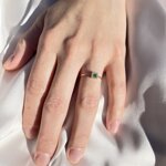 anello-square-con-smeraldo