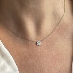 girocollo-bottoncino