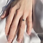 anello-square-con-zaffiro