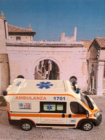 9f568374-eef4-41d8-8dd2-f64b82d39c12