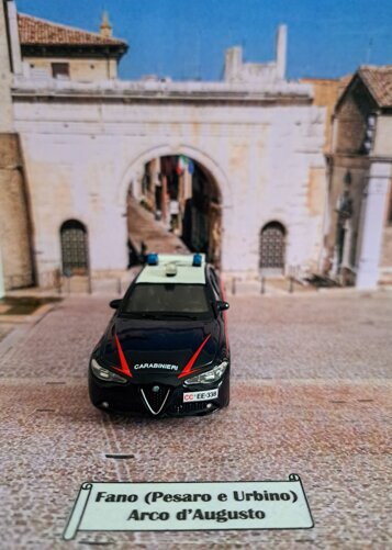 0f68d9b2-569c-44b1-acb2-eed0345a1f03