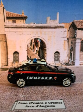 19830c4d-c57a-4cdb-935d-f955f9a2043b