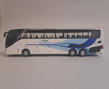 ff7ac157-8247-464e-9763-1769f1c51752