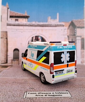 336fcf40-f2b3-495f-a647-f0b2cad84e92