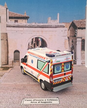 2ef2e0c1-300c-476a-8330-66533ac93ef7