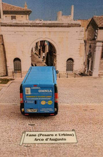 02570f8f-a666-4f3c-bce7-db6092e47689