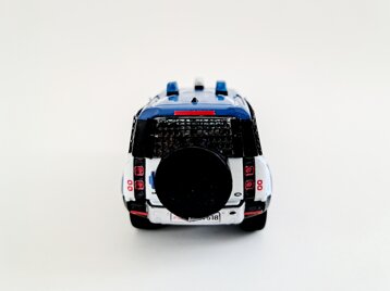 8f9a9be8-f17f-416b-8684-4074ab49c922