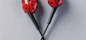 Progettazione e modellazione Design industriale di auricolari in-ear con struttura cuccinella, foto e cura del dettaglio