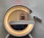 lampada-led-rgb-con-ricarica-smartphone-wireless-bluetooth-speaker-sveglia-radio