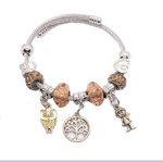 00605-bracciali-in-acciaio-e-pendenti-colorati