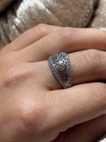 anello-con-zirconi-traforato