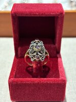 anello-con-rubini-in-stile-antico