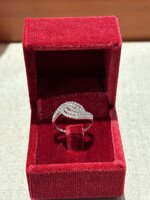 anello-abbraccio-con-zirconi