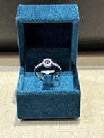 anello-solitario-con-zaffiro-sintetico