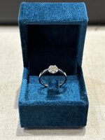 anello-solitario-con-diamante