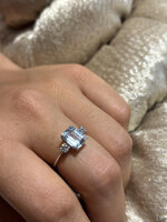 anello-con-topazio-e-zirconi