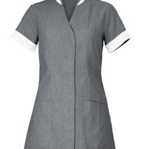 Casacca Aurelia grigio medio Abbottonatura nascosta con bottoni 4 fori 2 tasche Slim Fit 100% cotone 130 gr/mtq