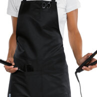 Grembiule Piccadilly nero in tessuto antimacchia che respira e fa scivolare i capelli. 100% poliestere leggero 130 gr