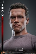 hot-toys-terminator-2-t800-20-figure-16-movie-masterpiece
