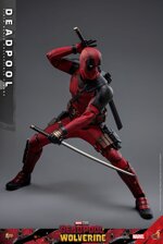 hot-toys-deadpool-wolverine-16-action-figure-doll