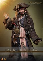 hot-toys-jack-sparrow-dx-exclusive-dead-men-tells-no-tales-16-figure