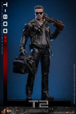 hot-toys-terminator-2-t800-20-figure-16-movie-masterpiece