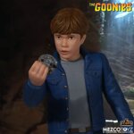 mezco-the-goonies-5-points-action-figure-x5-set