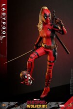 hot-toys-ladypool-16-action-figure-deadpool-wolverine